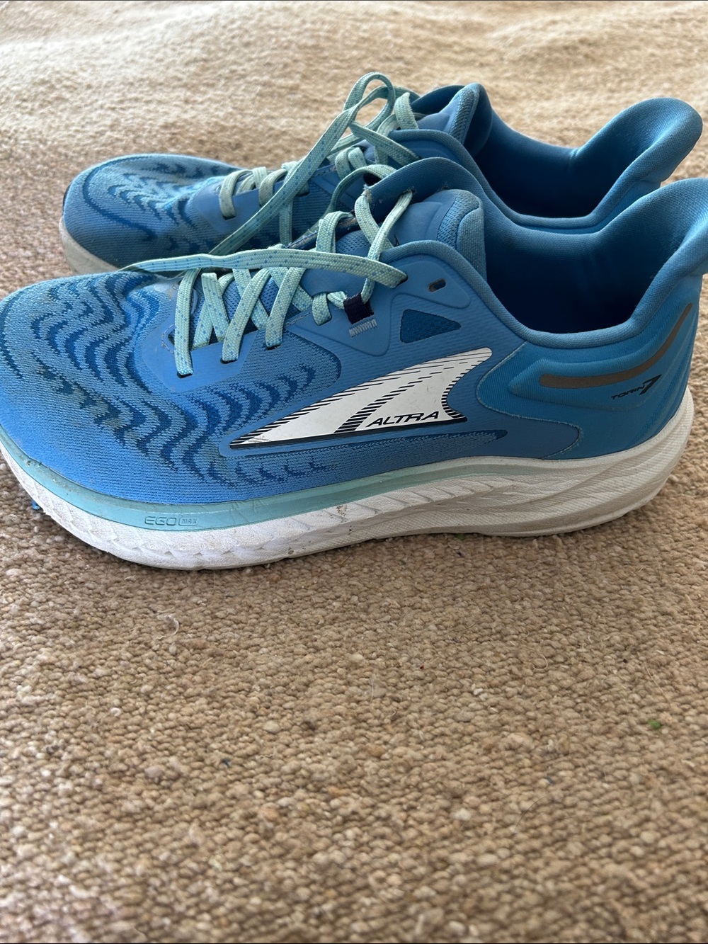 Altra Light Blue Athletic Running Shoes - Picture 2 of 7